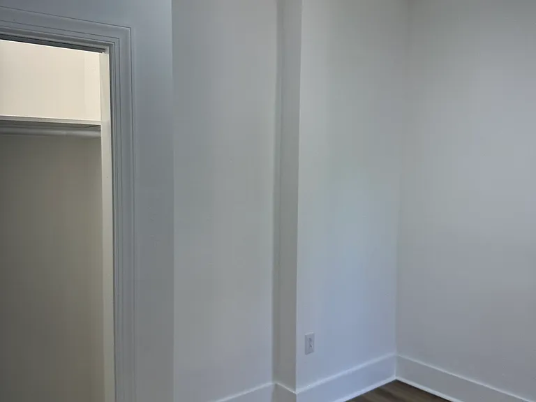 2235 N Van Pelt St — Photo 15