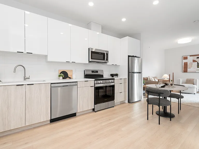 45754 Wellington Ave #210 — Photo 9