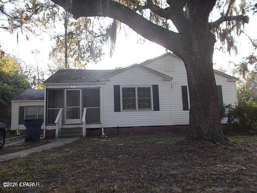 2nd image of 316 N Cove Blvd