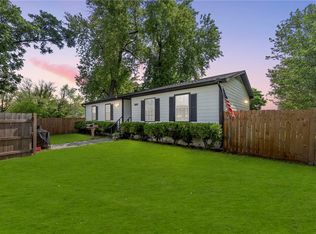 1213 Crutcher St, Springdale, AR 72764