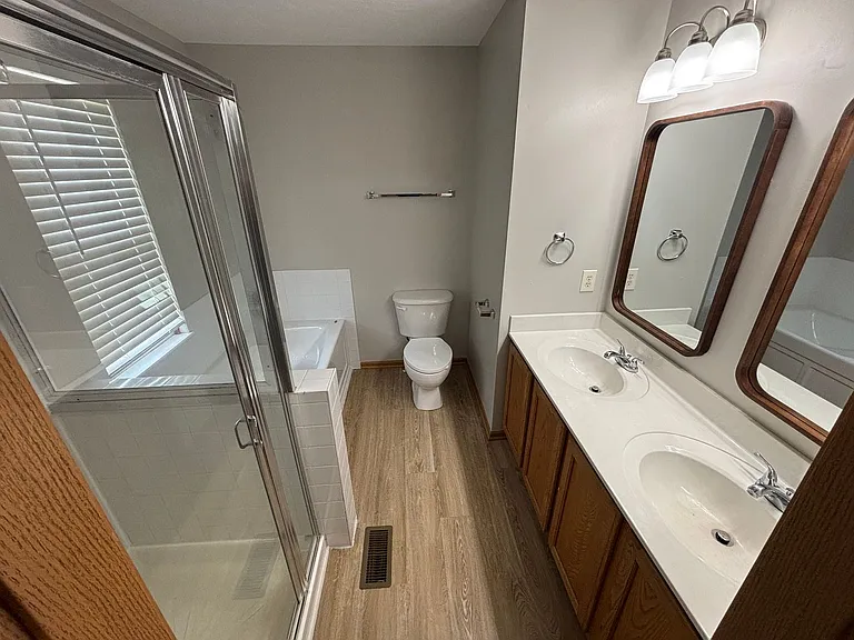544 Sycamore Creek St — Photo 26