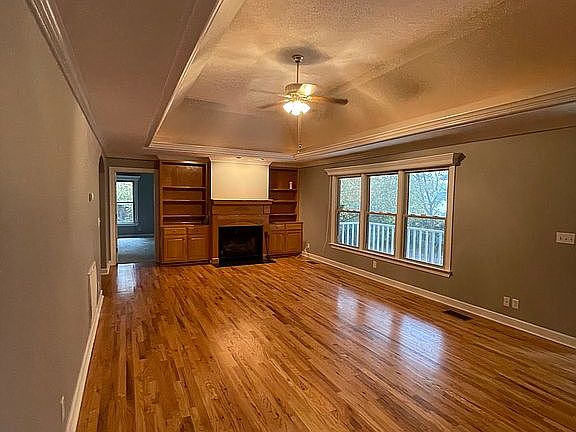 Living Room w/ Fireplace