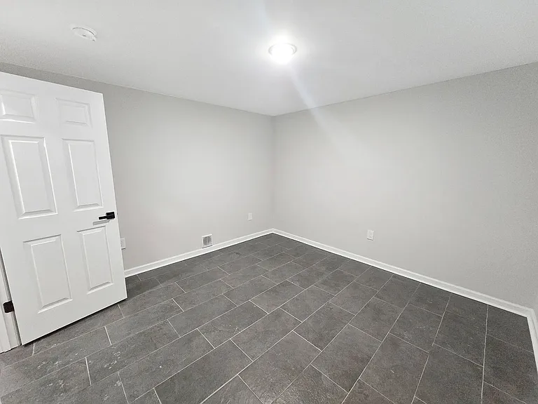 674 Harvest Rd — Photo 14