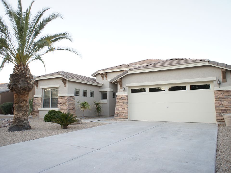1st image of 3372 E Roadrunner Dr