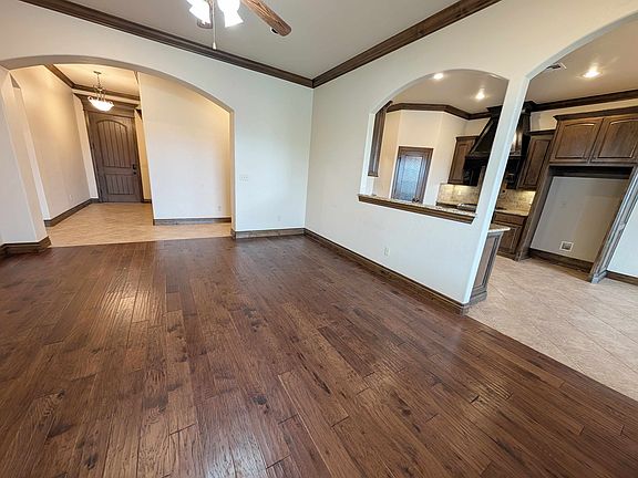5th image of 6405 Bent Wood Dr