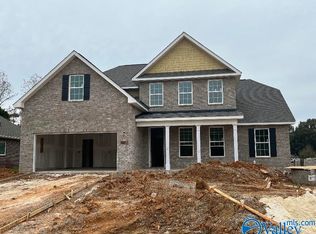 7106 Hickory Cove Way, Gurley, AL 35748
