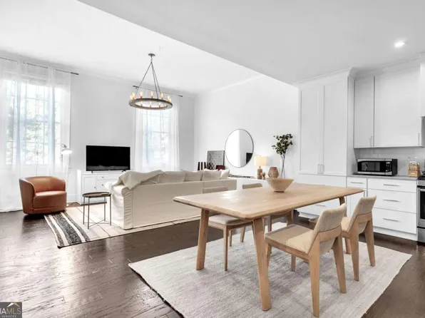 10625 Serenbe Ln, Chattahoochee Hills, GA 30268