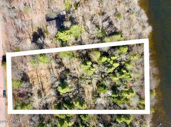 N Estates Dr, Pocono Summit, PA 18346