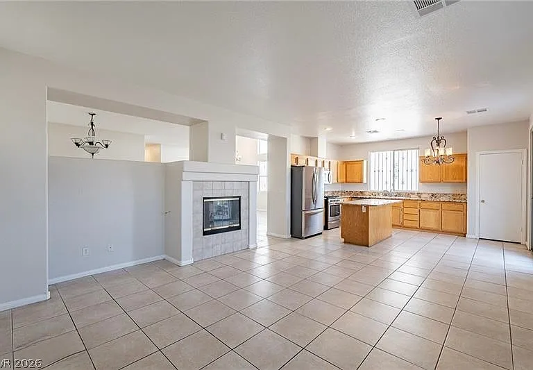 3588 White Mountain St — Photo 11