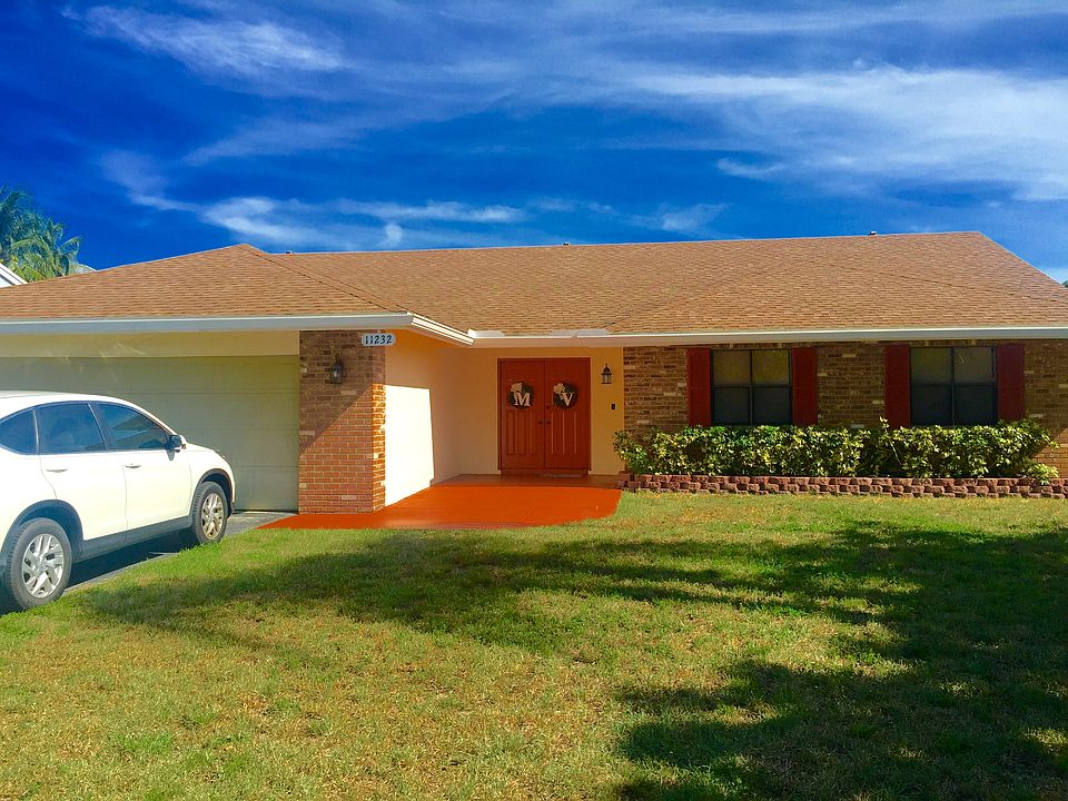 1st image of 11232 NW 44th St