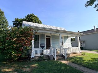 323 E 11th St, Brookville, IN 47012