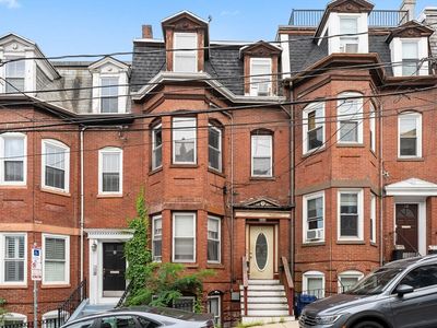 10 Pacific St, South Boston, MA, 02127