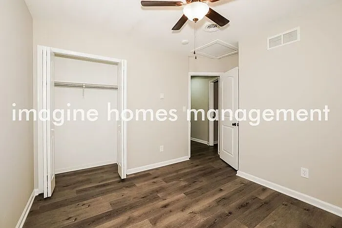 17648 Drake Rd — Photo 8