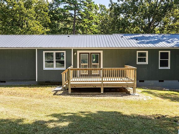 5th image of 182 Hickory Ln