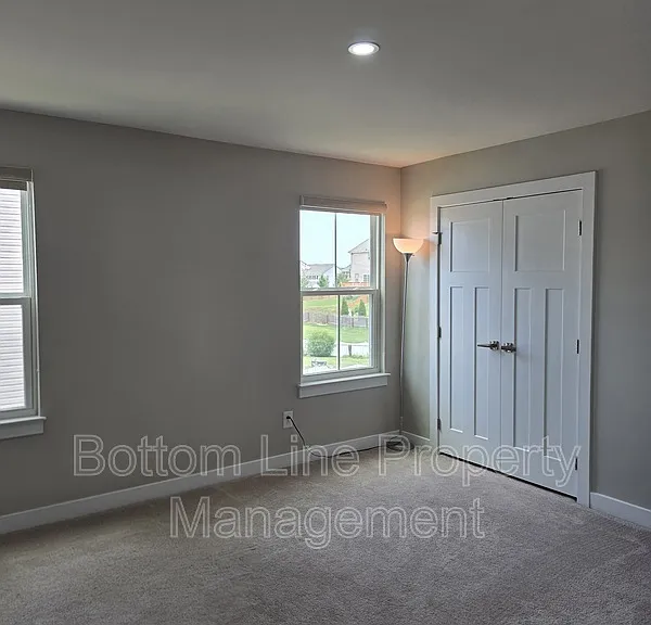 2030 Sewall Ave SW — Photo 30