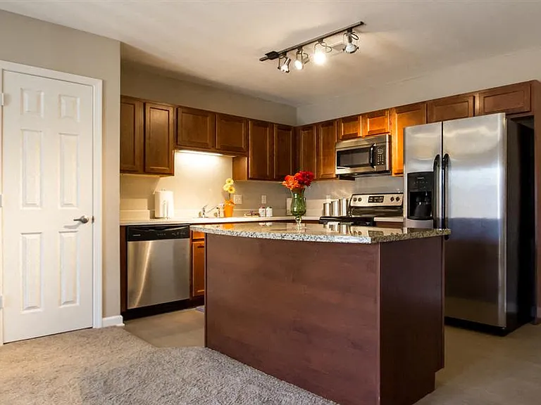 Aspen Lofts/West — Photo 9