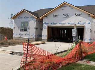 2941 Indigo Ln, Pella, IA 50219