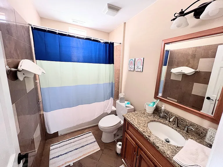 5328 W Leland Ave #1 — Photo 11