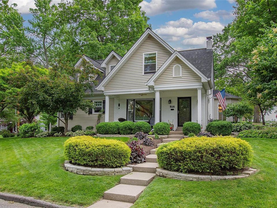 1st image of 816 Yosemite Dr