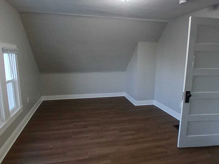 309 W Memorial Dr — Photo 5