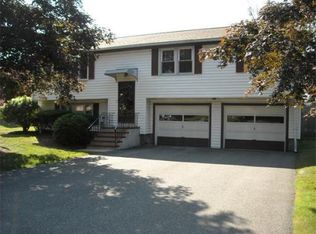 3 Country Club Rd, Canton, MA 02021
