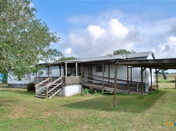 486 County Road 95d, Moulton, TX 77975