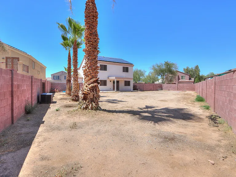 305 W Settlers Trl — Photo 31