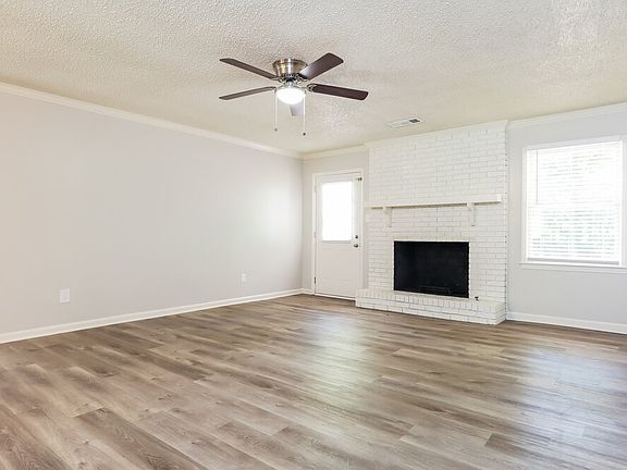 5th image of 1428 Hillside Pl SE