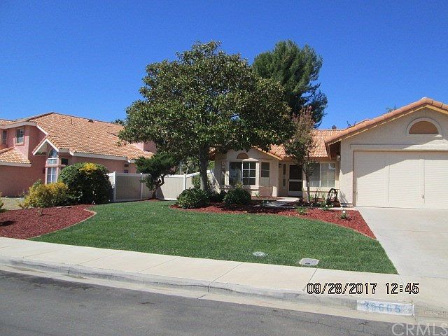 1st image of 39605 Glenwood Ct