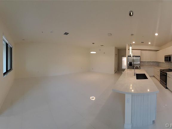 5th image of 4740 SW 84th Ct #19