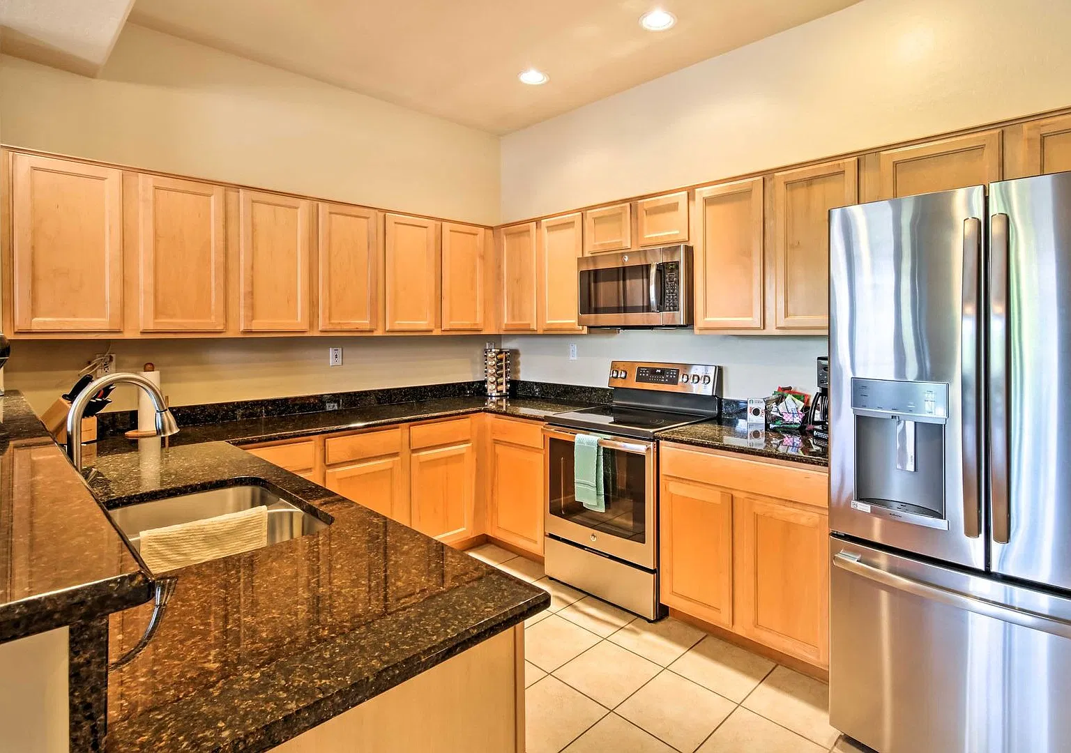 Cache at Grayhawk 2 bed townhome with garage — Photo 3