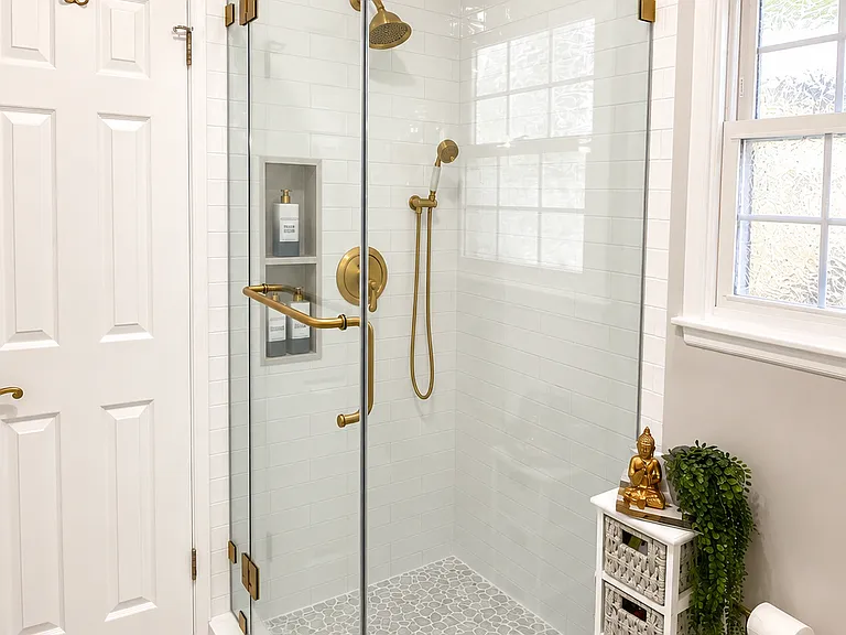 Master shower