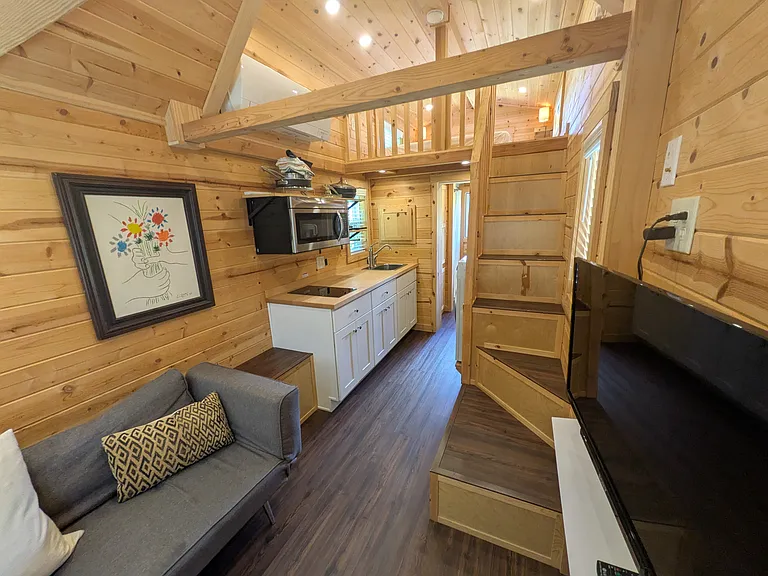 2433 Bella Vista Dr #B — Photo 1