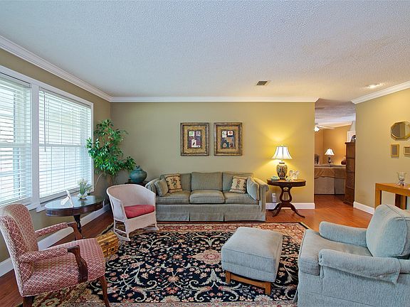 2nd image of 1824 Arden Way