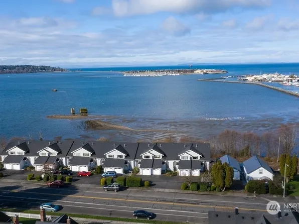 1061 Peace Portal Dr #6, Blaine, WA 98230