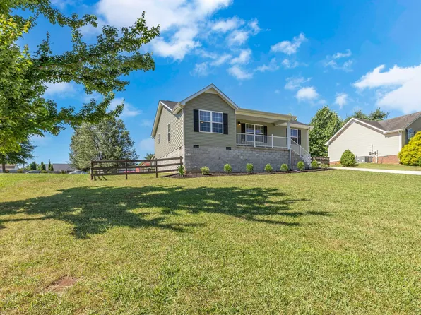 165 Duck Hawk Dr, McMinnville, TN 37110
