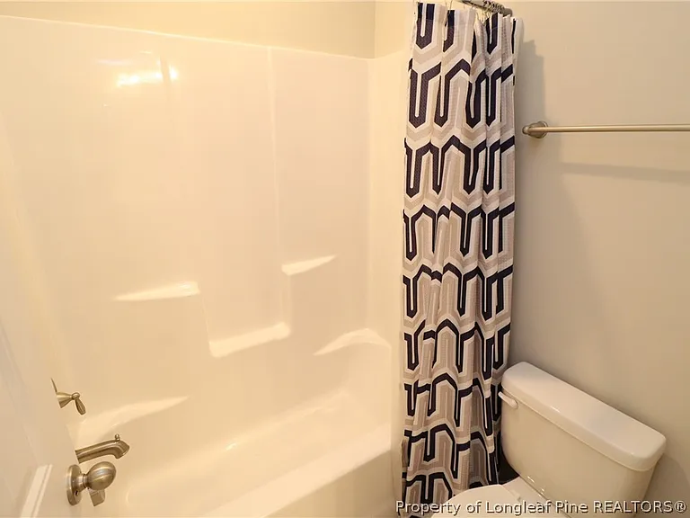 240 Mystwood Hollow Cir — Photo 43