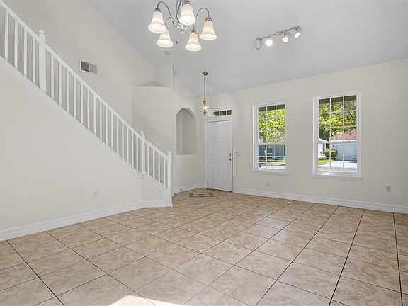 5th image of 10550 EASTPARK WOODS DRIVE