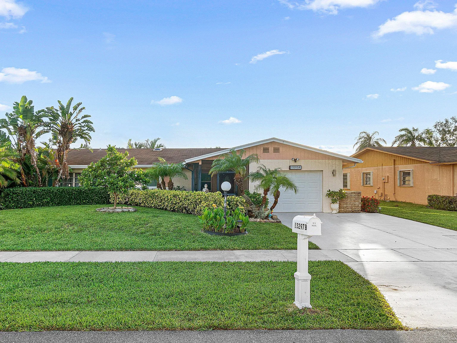 2 bed, 2.0 bath, 1527 sqft, $3,000 — Photo 1