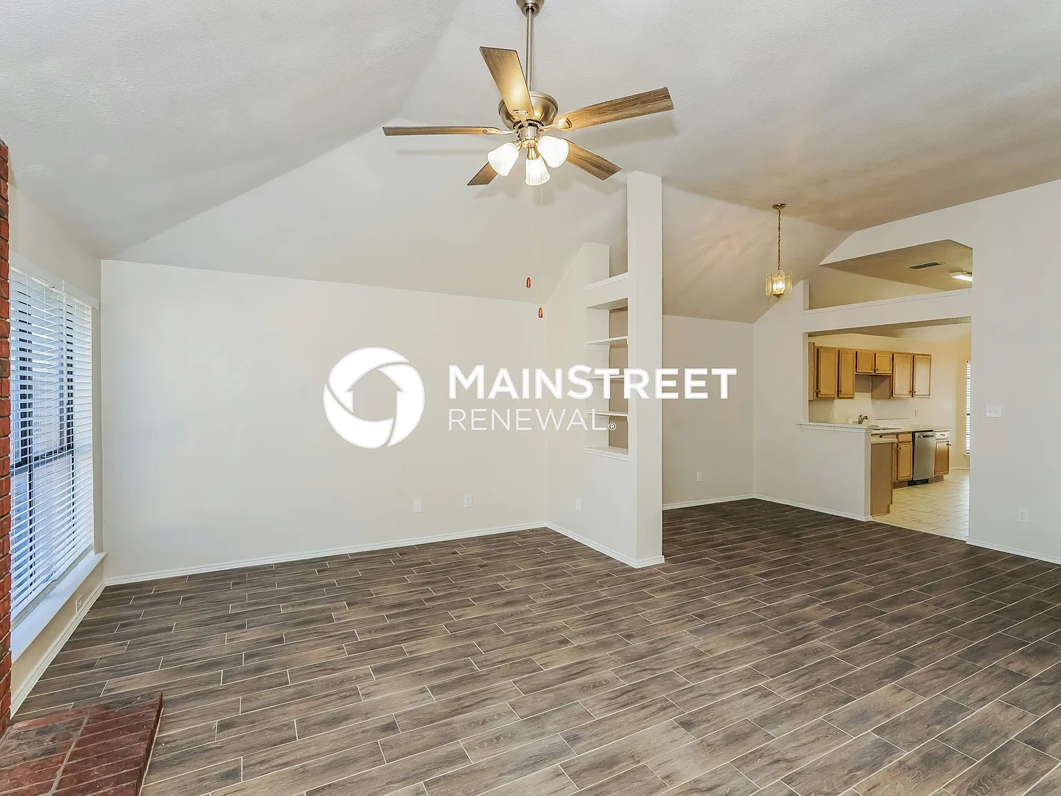 905 High Point Rd — Photo 4