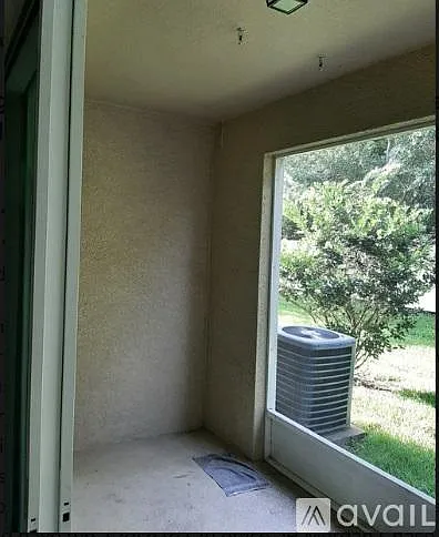 3 bed, 2.5 bath, 1444 sqft, $2,290 — Photo 2