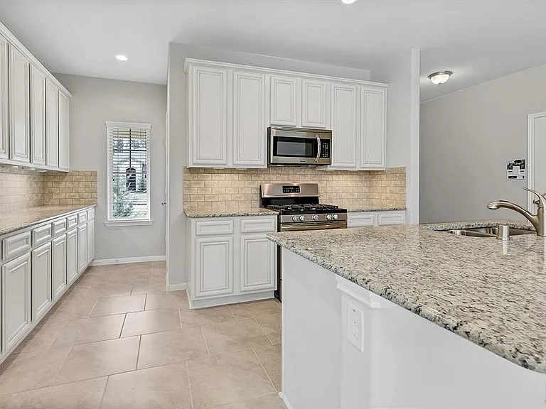 14019 S Wind Cave Ct — Photo 6