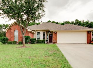 232 Topaz Cir, Hewitt, TX 76643