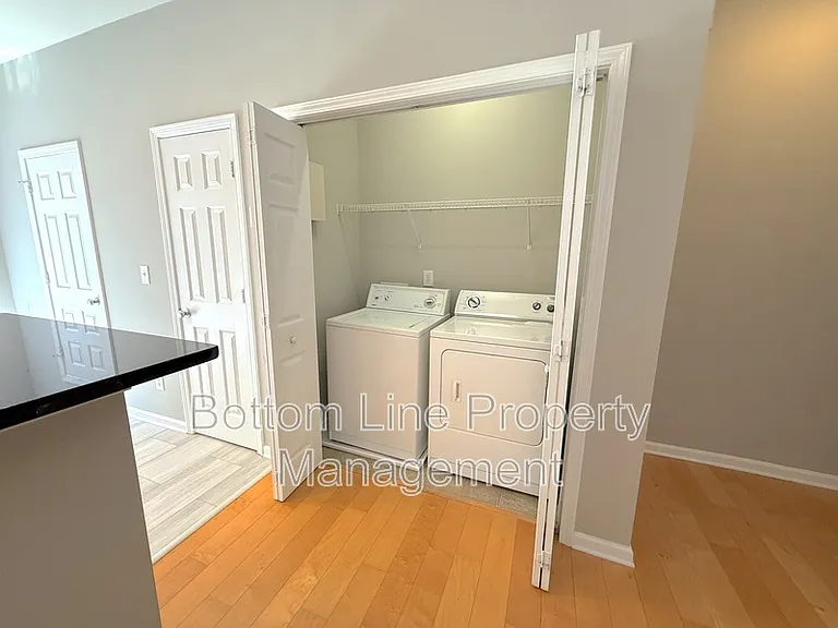 1131 Ilana Ct — Photo 10