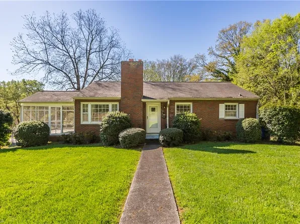1710 E Sprague St, Winston Salem, NC 27107
