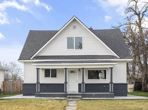 2511 N Columbus St, Spokane, WA 99207
