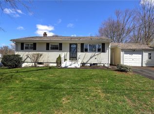 55 Putney Dr, West Haven, CT 06516