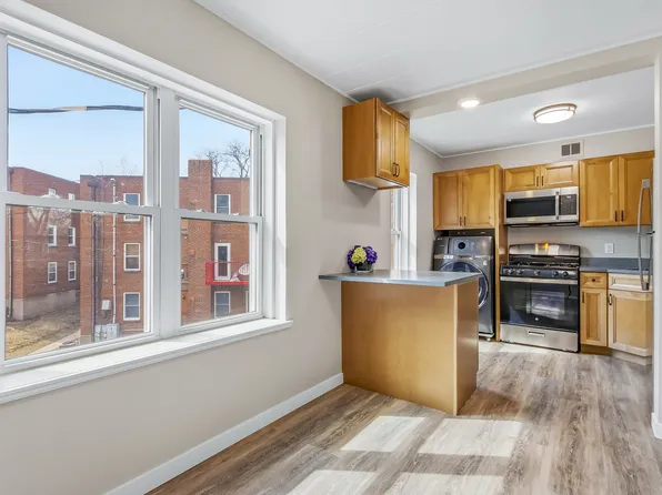 24 Sherman Ter Unit 6, Madison, WI 53704