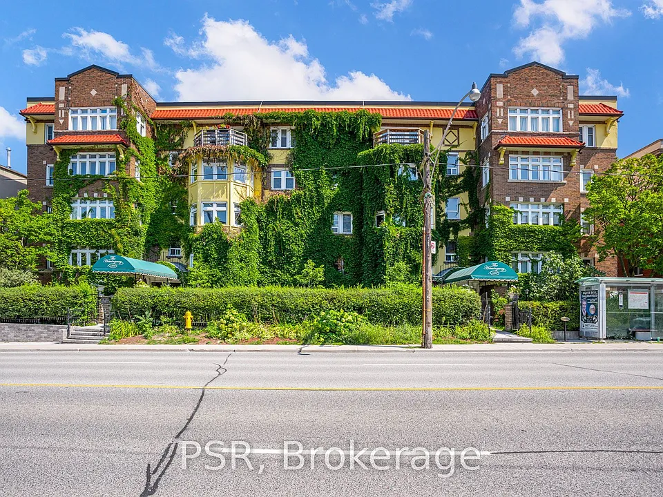 1599 Bathurst St #17