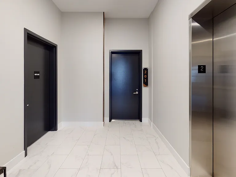 109 Walnut Ave #306 — Photo 3